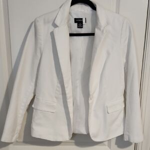 Liz Claiborne White Tailored Blazer with Notched Lapels